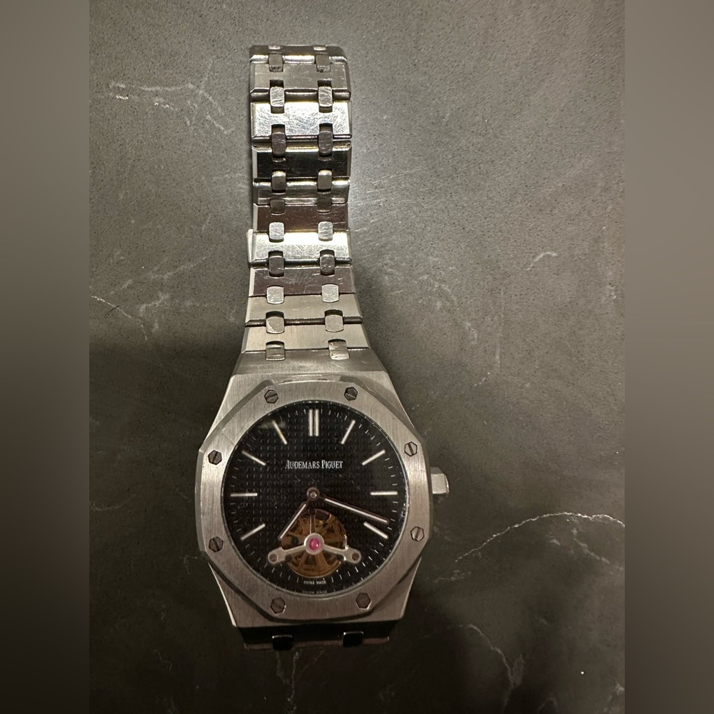 Men’s large watch
